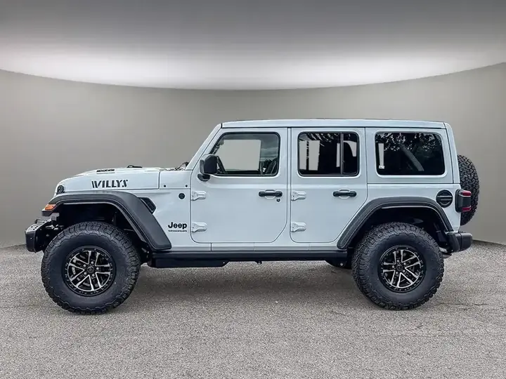 Jeep Wrangler 2026 photo 3