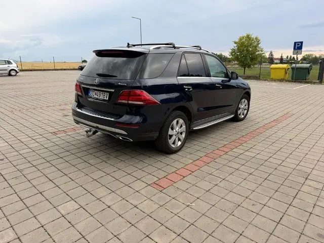 Mercedes-Benz Gle Suv 2018 photo 3