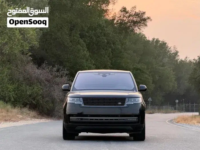 Land Rover Range Rover Vogue 2023 photo 3