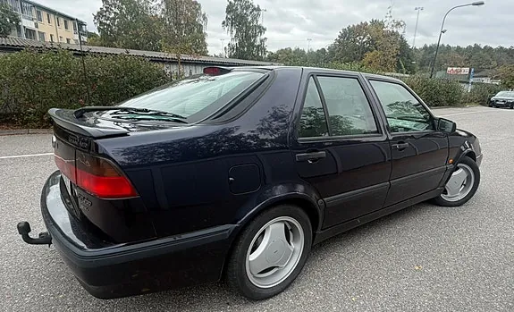 Saab 9000 1997 photo 2
