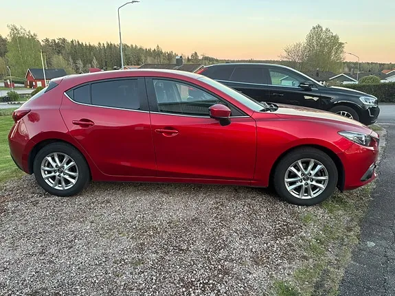 Mazda 3 2015 photo 3