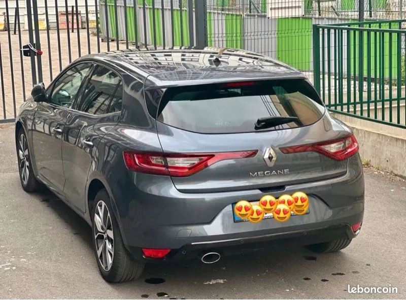Renault Megane 2016 photo 2