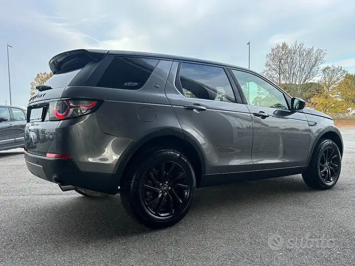 Land Rover Discovery Sport 2019 photo 5