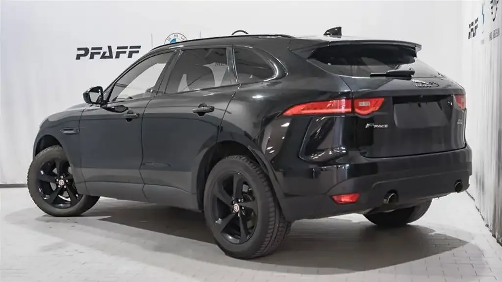 Jaguar F-Pace 2019 photo 4