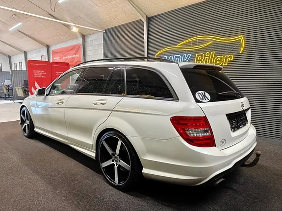 Mercedes-Benz C180 2012 photo 3