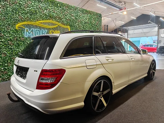 Mercedes-Benz C180 2012 photo 4