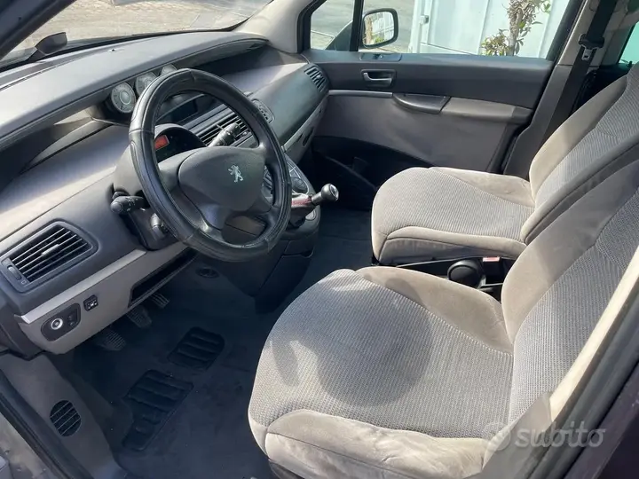 Peugeot 807 2007 photo 3