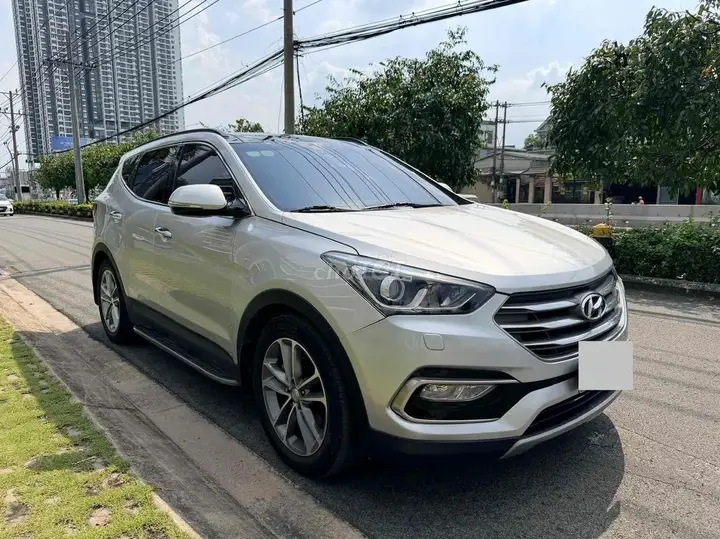 Hyundai Santa Fe 2018 photo 2