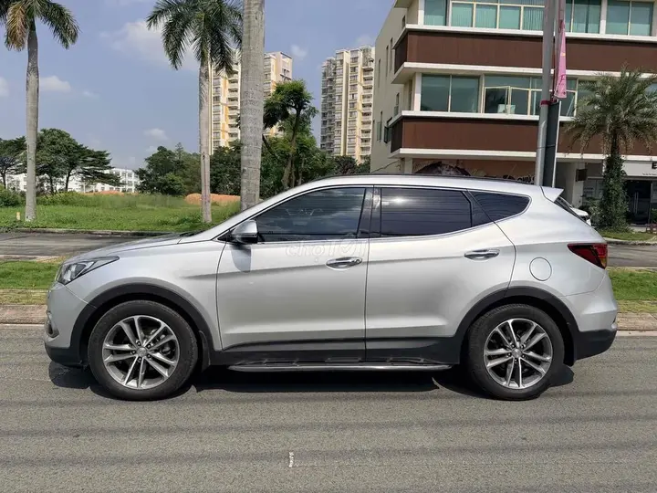 Hyundai Santa Fe 2018 photo 4