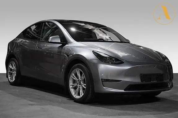 Tesla Model Y 2024 photo 3