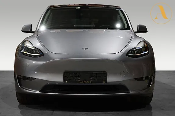 Tesla Model Y 2024 photo 4