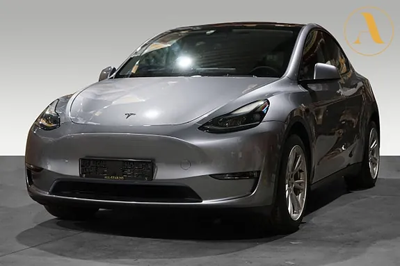 Tesla Model Y 2024 photo 2