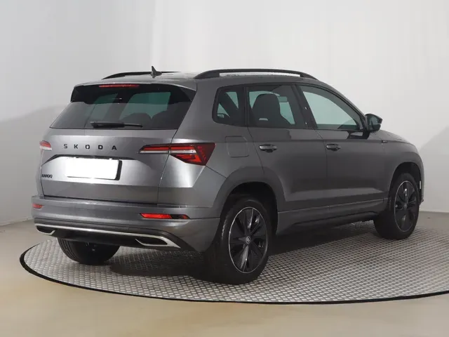 Skoda Karoq 2026 photo 4