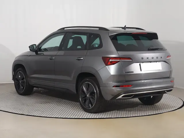 Skoda Karoq 2026 photo 3