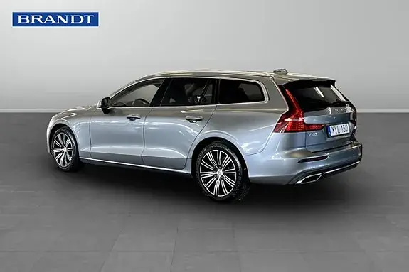 Volvo V60 2019 photo 2