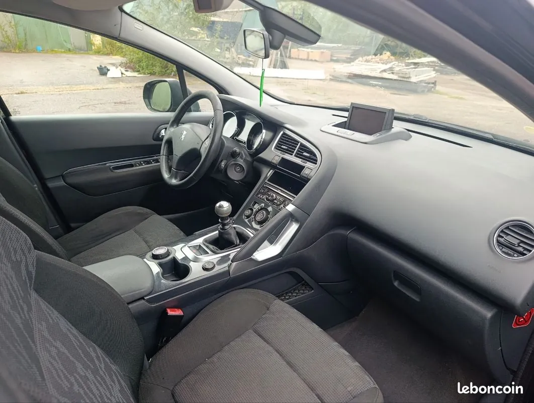 Peugeot 3008 2011 photo 4