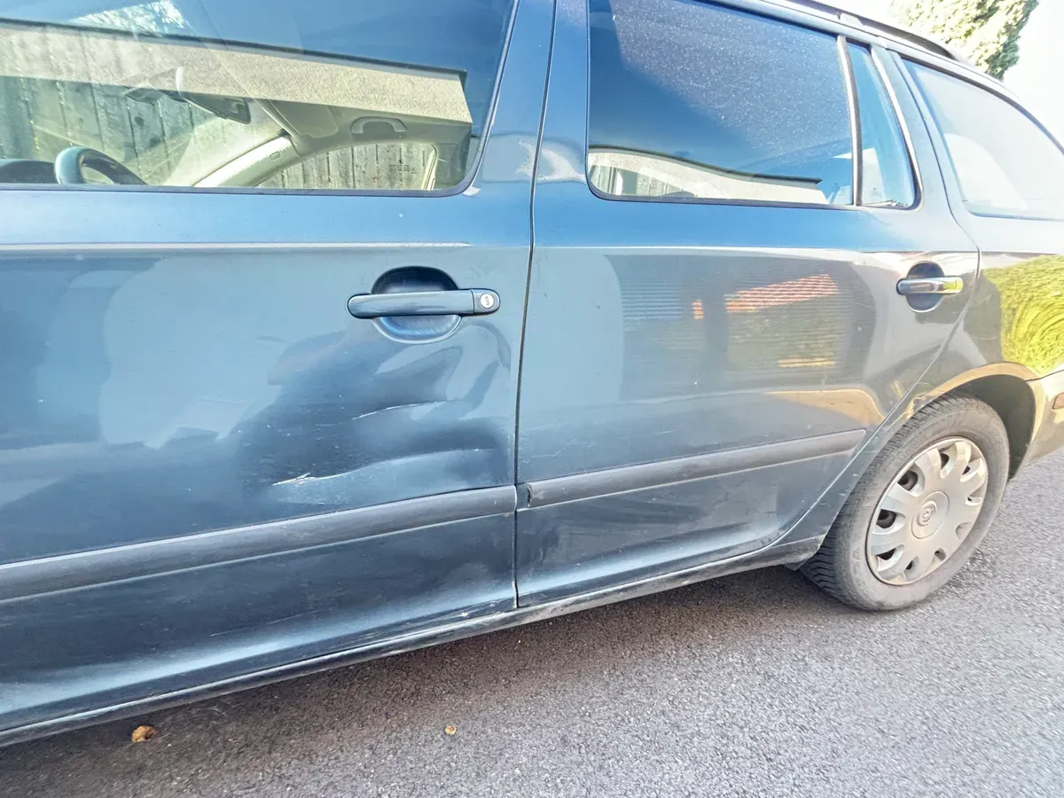 Skoda Octavia 2006 photo 2