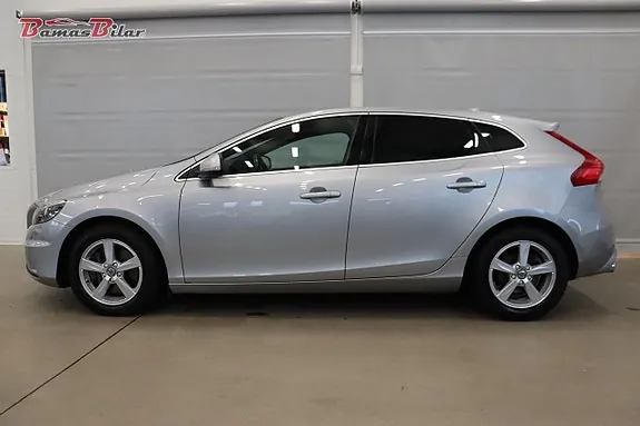 Volvo V40 2016 photo 2