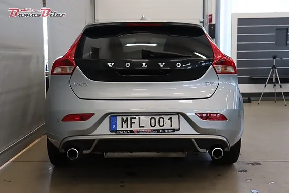 Volvo V40 2016 photo 4