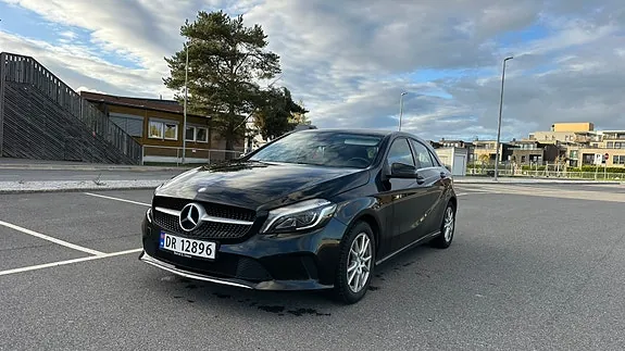 Mercedes-Benz A180