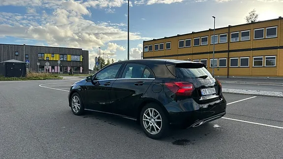 Mercedes-Benz A180 2016 photo 5