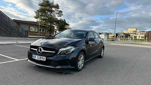 Mercedes-Benz A180 2016 photo 3