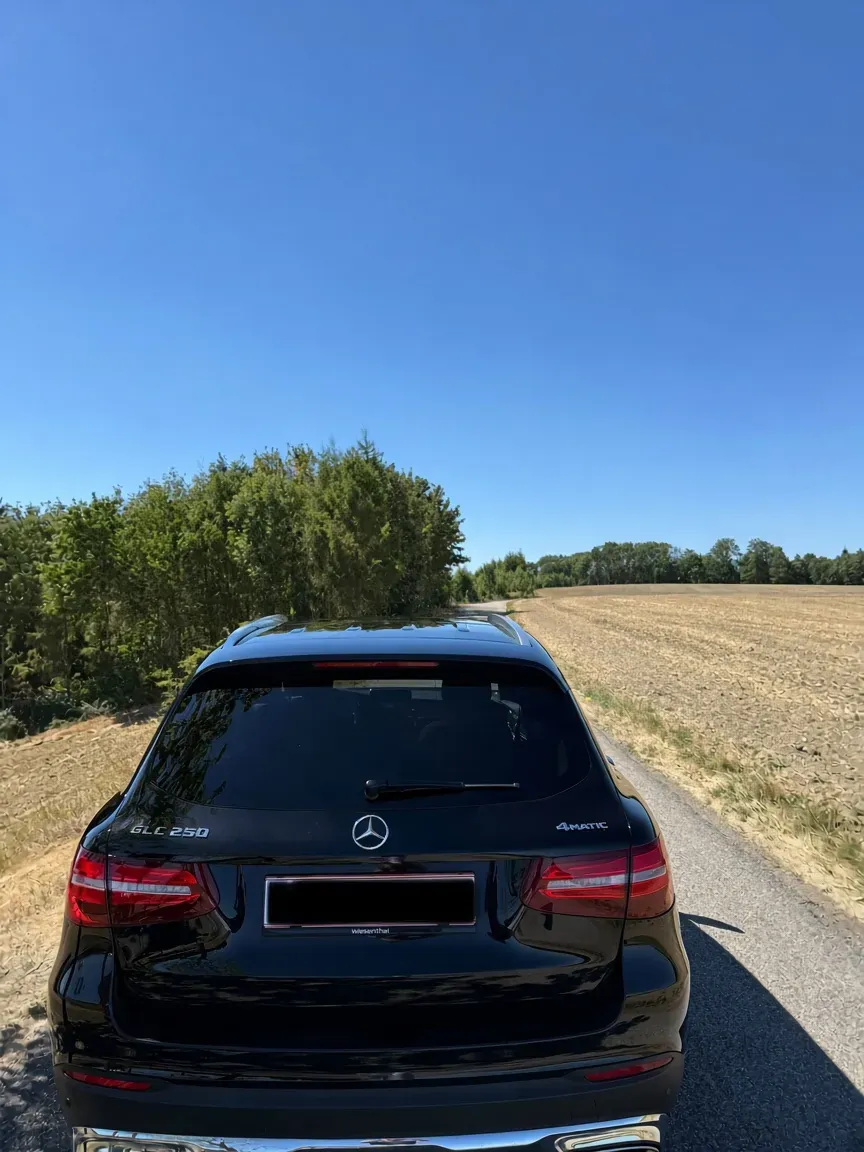 Mercedes-Benz Glc-Class 2018 photo 2