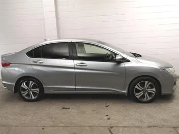 Honda Grace 2017 photo 4
