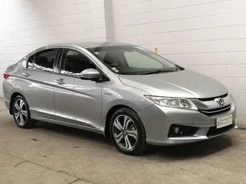 Honda Grace 2017 photo 2