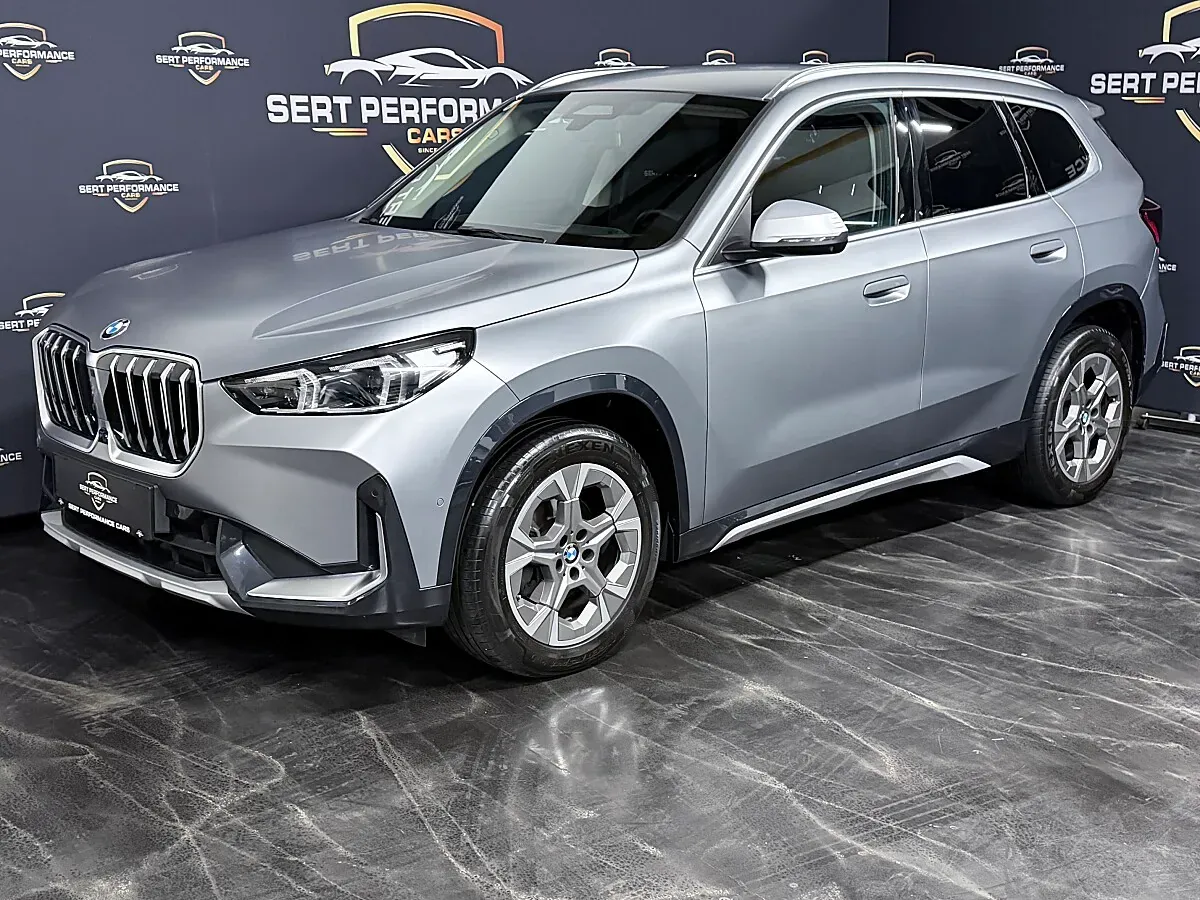 BMW X1 2023 photo 3