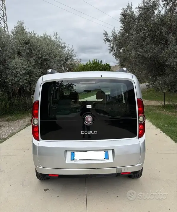 Fiat Doblo 2010 photo 5