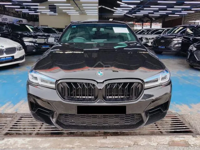 BMW 528I