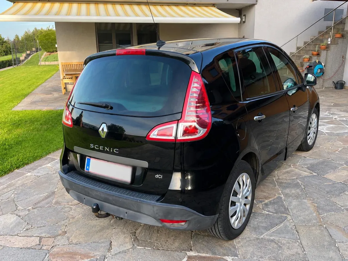 Renault Scenic 2011 photo 3