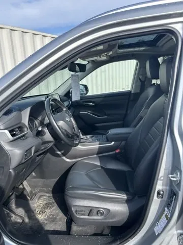 Toyota Highlander 2020 photo 3