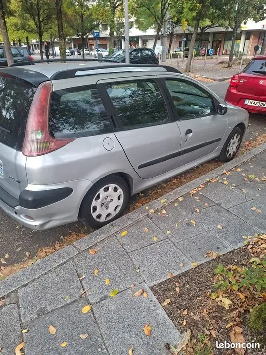 Peugeot 206 2006 photo 2