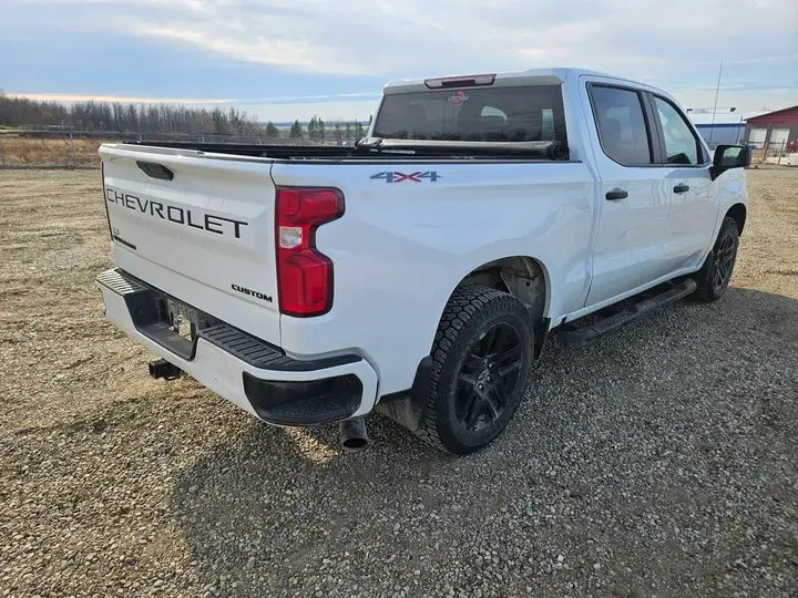 Chevrolet Silverado 1500 2022 photo 4