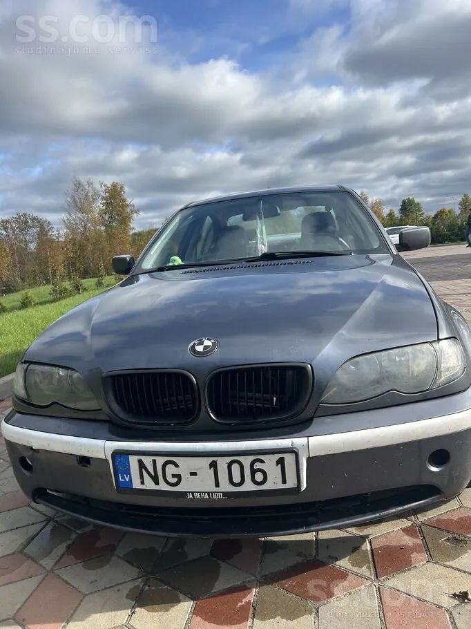 BMW 320