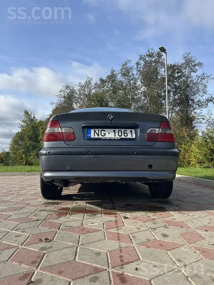 BMW 320 2002 photo 2