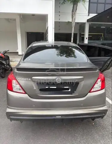 Nissan Almera