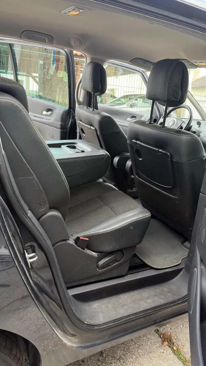 Renault Espace 2014 photo 3