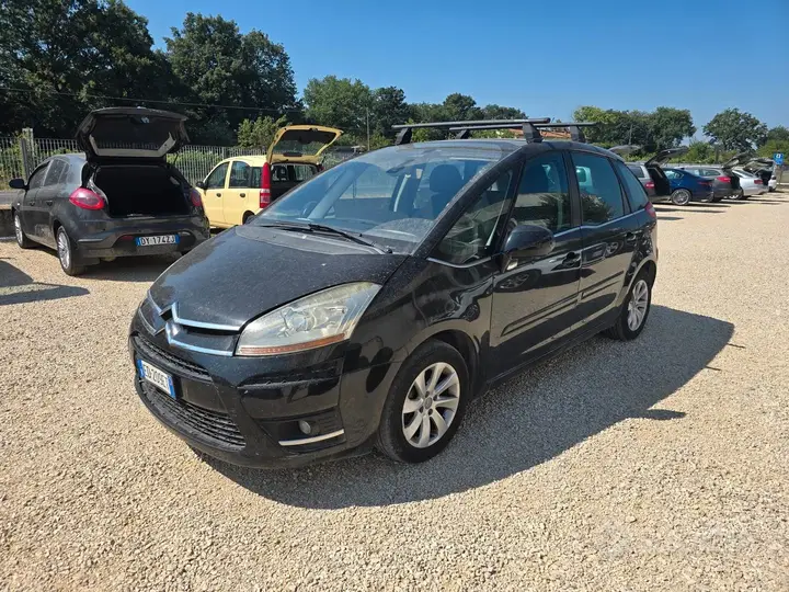 Citroen C4 Picasso 2011 photo 2