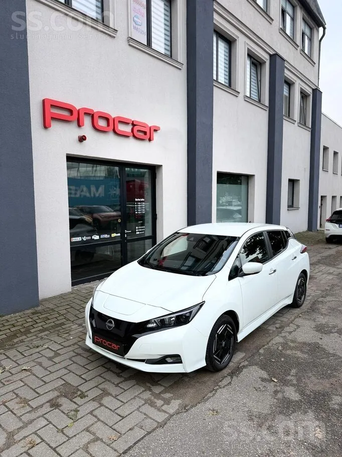 Nissan Leaf 2022 photo 3