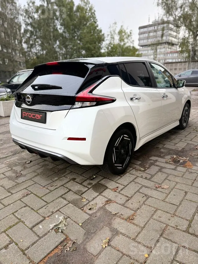 Nissan Leaf 2022 photo 5