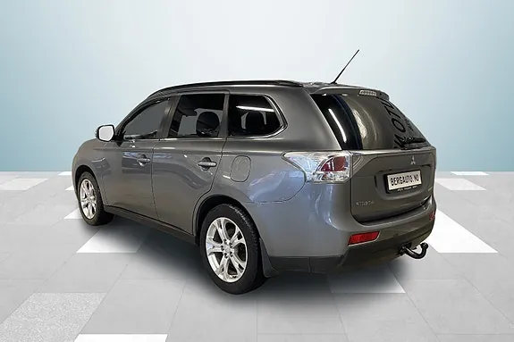 Mitsubishi Outlander 2014 photo 4