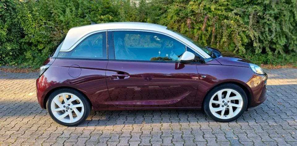Opel Adam