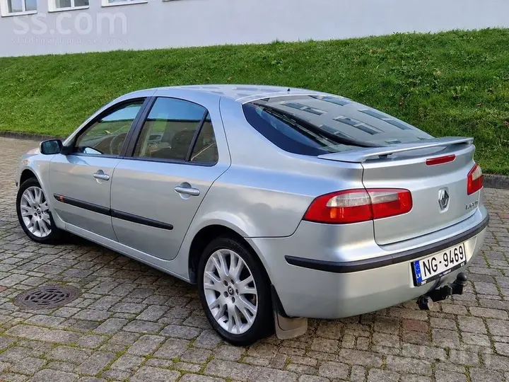 Renault Laguna