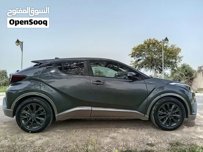 Toyota C-Hr 2019 photo 3