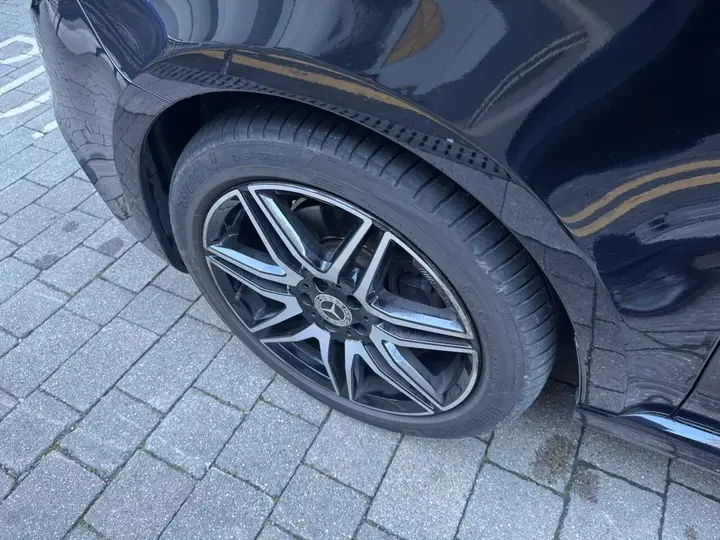 Mercedes-Benz V-Class 2024 photo 2