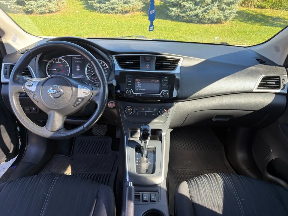 Nissan Sentra 2016 photo 5