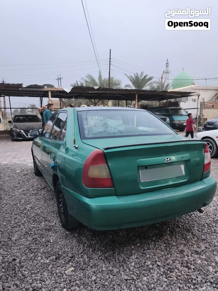 Hyundai Accent 2000 photo 3